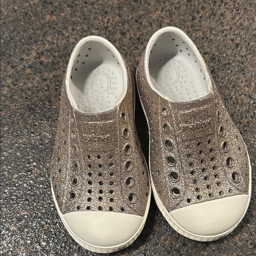 Native Kids Glittery Slip-On Sneakers